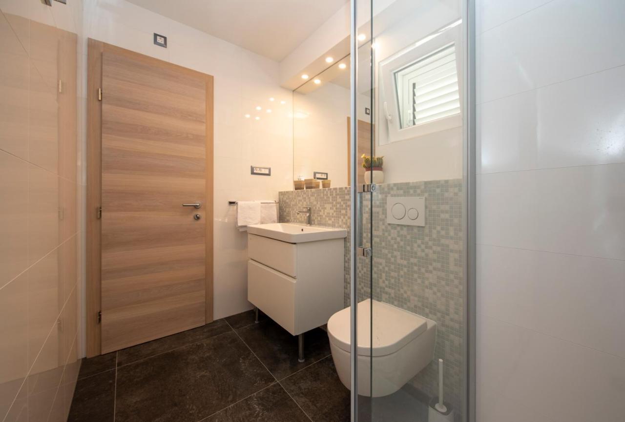 Luxury Rooms Beach Mediteran Podstrana Buitenkant foto